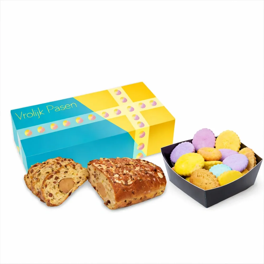 Paasdoos met roomboter paasstol (500 gram) en paaskoekjes (200 gram)