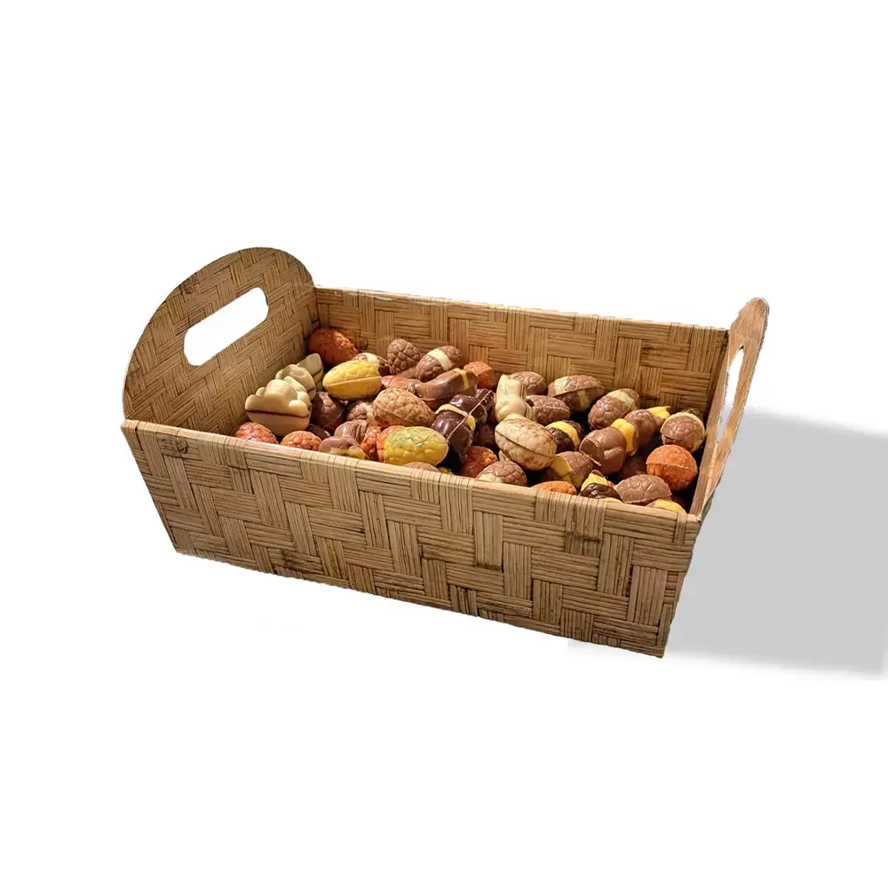 Paasmandje gevuld met paas chocolade (1,5 kg)