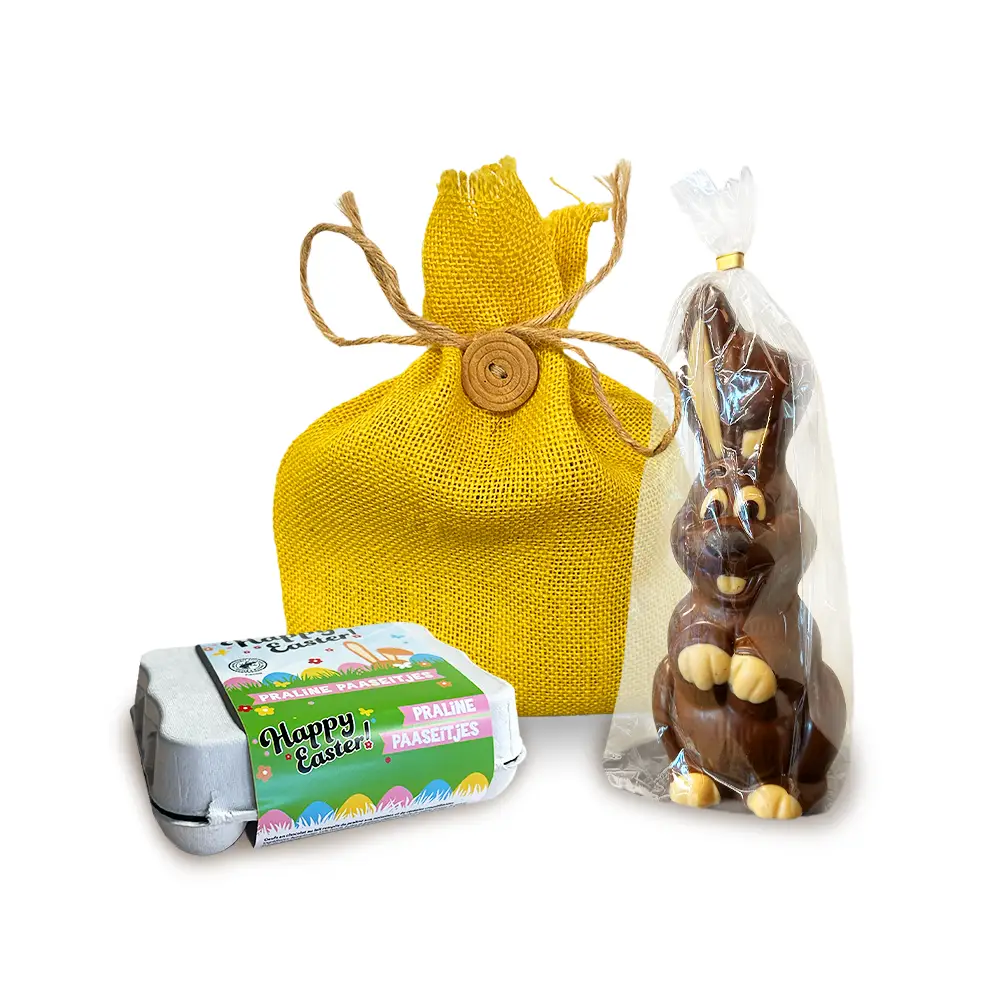 Paaszakje met eierdoosje (12st) en paashaas (100 gram)