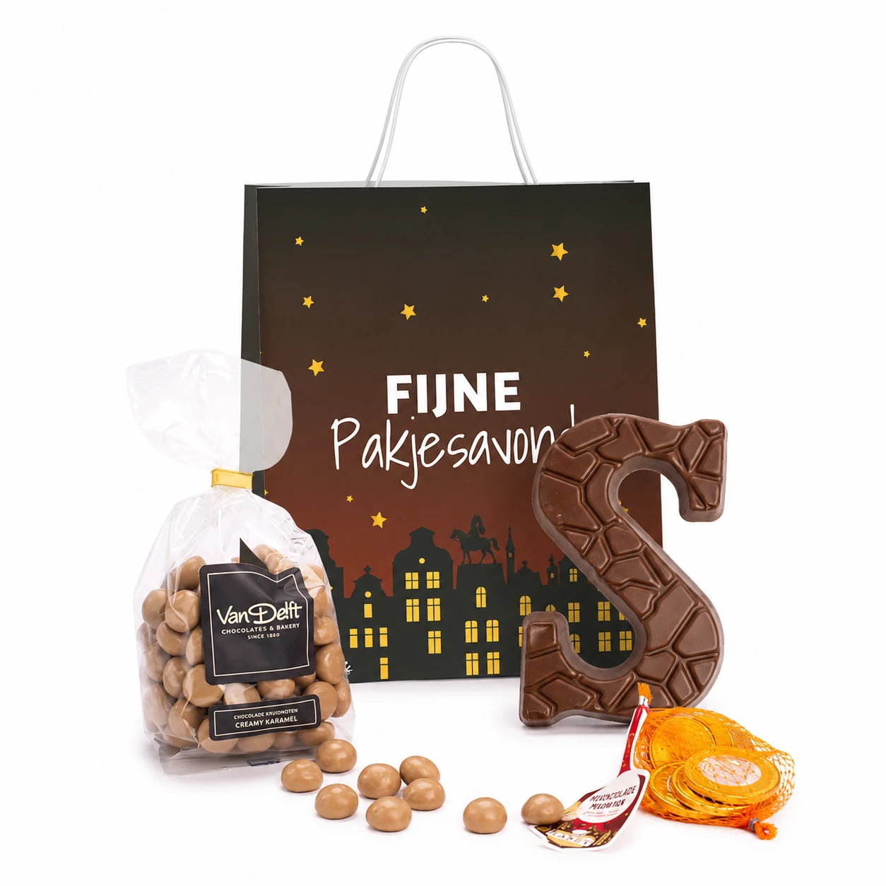 Van Delft pakket met kruidnoten, chocoladeletter en munten verpakt in Sint geschenktasje