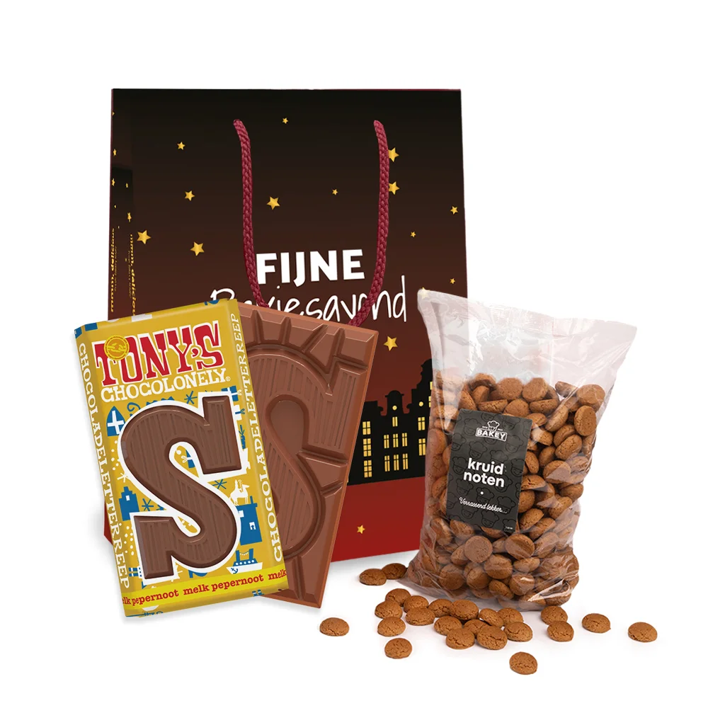 Sinttas met Bakey kruidnoten (200 gram) en Tony's chocoladeletter melk met pepernoot